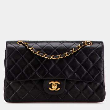 Pre Owned Chanel Black Medium Classic Lambskin Double Flap
