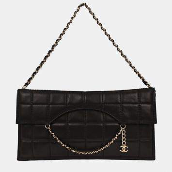 Pre Owned Chanel Black Lambskin Choco Bar Chain Handbag