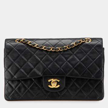 Pre Owned Chanel Black Medium Classic Lambskin Double Flap