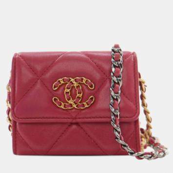 Pre Owned Chanel Red Quilted Lambskin Chanel 19 Card Holder On Chain