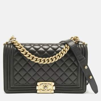 Pre Owned Chanel Black Quilted Leather Medium Boy Flap Bag