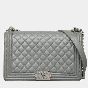 Pre Owned Caviar Leather New Medium Boy Bag