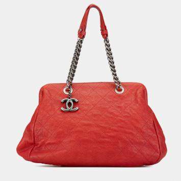 Pre Owned Chanel Red Medium Quilted Caviar Frame Tote