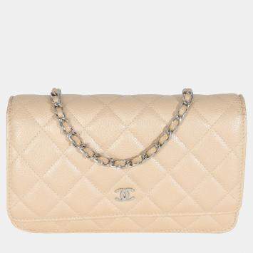 Pre Owned Chanel 15C Beige Quilted Caviar Classic Wallet On Chain