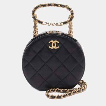 Pre Owned Chanel Black Quilted Lambskin Oval Logo Chain Top Handle Round Clutch on Chain