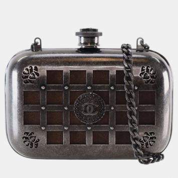 Pre Owned Chanel Grey Paris Edinburgh Mini Gunmetal Grid Cage Clutch on Chain