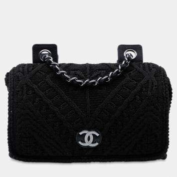 Pre Owned Chanel Black CC  Medium Woven Crochet Knit Single Flap