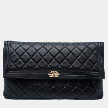 Pre Owned Chanel Black Quilted Lambskin Boy Foldover Clutch