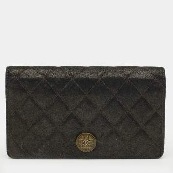 Pre Owned Chanel Black/Gold Quilted Suede Paris Edinburgh Long Wallet