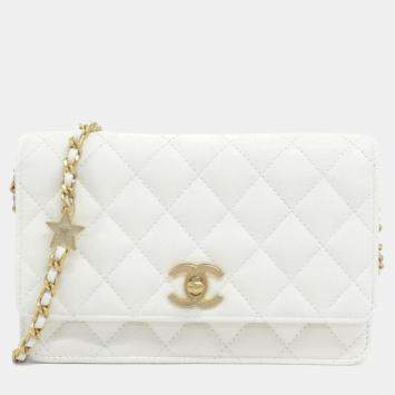 Pre Owned Chanel White Calf Leather Chain Wallet