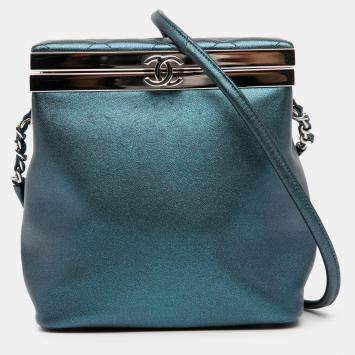 Pre Owned Chanel Blue CC Metallic Calfskin Vanity Bag