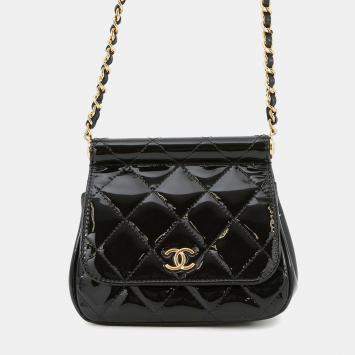 Pre Owned Chanel Matelasse Mini Chain Shoulder Bag Black Patent Leather