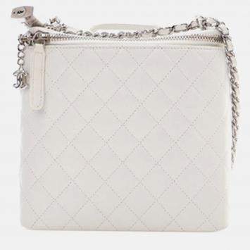 Pre Owned Chanel White Large Quilted Lambskin Top Handle Jewelry Box With Chain