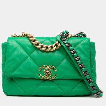 Pre Owned Chanel Green Medium Lambskin 19 Flap