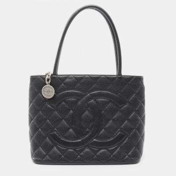 Pre Owned Chanel Medallion Black Caviar Leather Totes Bag