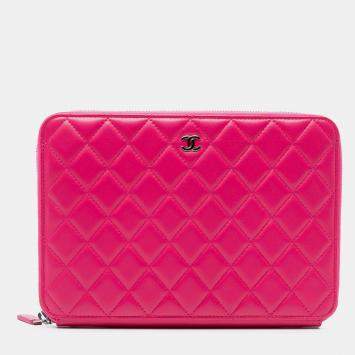 Pre Owned Chanel Pink Large Quilted Lambskin Zip Around Organizer Clutch