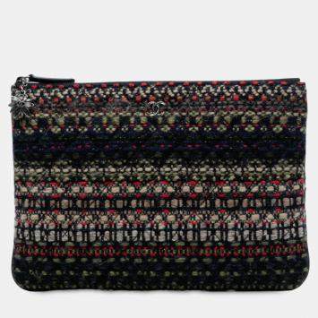 Pre Owned Chanel Blue Quilted Tweed and Wool Cosmetic Pouch