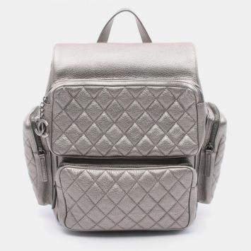 Pre Owned Chanel Matelasse Backpack Leather Silver