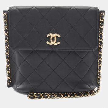 Pre Owned Chanel Matelasse Shoulder Bag Lambskin Leather Black