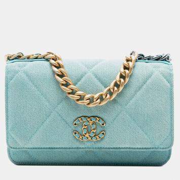 Pre Owned Chanel Blue Denim 19 Flap Wallet On Chain