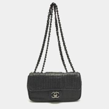 Pre Owned حقيبة شانيل كلاسيك جلد وردي مبطن صغيرة بقلاب مزدوج