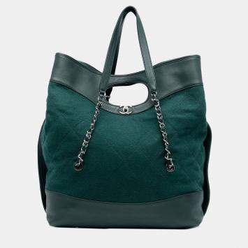 Pre Owned Chanel Green Extra Large Stitched Wool and Calfskin 31 Shopping Bag