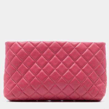 Pre Owned Chanel Pink Quilted Lambskin Kiss Lock Clutch