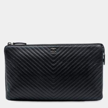 Pre Owned Chanel Black CC Chevron Caviar Zip Clutch