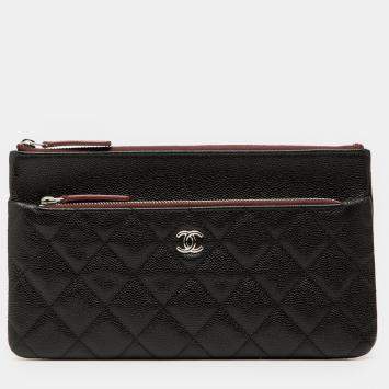 مملوكة مسبقًا Chanel Black Quilted Caviar Double Zip Cosmetic Case