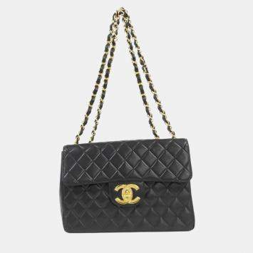 مملوكة مسبقًا Chanel Leather Black Shoulder Bag