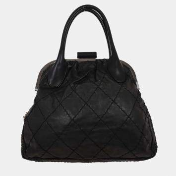 مملوكة مسبقًا Chanel Black Calfskin Wild Stitch Handbag
