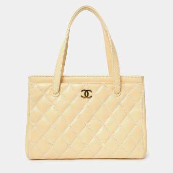 Pre Owned Chanel 2004-05 Beige Leather Wild Stitch Surpique Tote Bag
