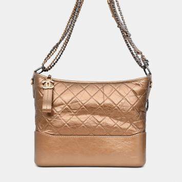 Pre Owned حقيبة شانيل غابرييل الذهبية وسط 2017-18