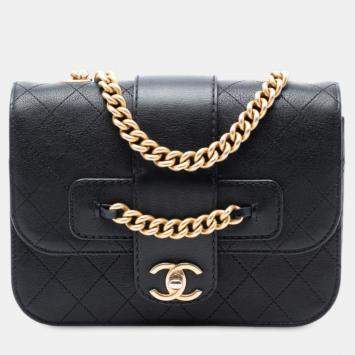 Pre Owned Chanel Black Quilted Calfskin Front Chain Flap