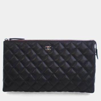 مملوكة مسبقًا حافظة شانيل كلاسيك سحاب جلد كافيار