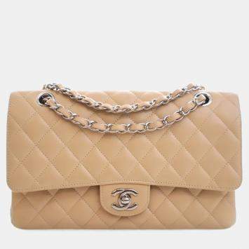 مملوكة مسبقًا حقيبة شانيل كلاسيك فلاپ مزدوجة حجم متوسط كافيار