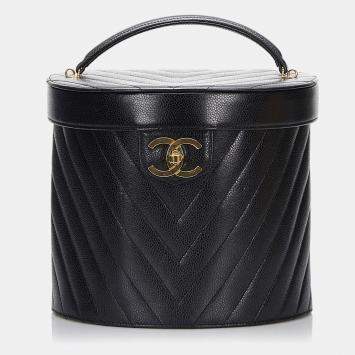 مملوكة مسبقًا Chanel Black CC Caviar Leather Vanity Bag