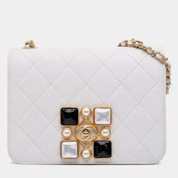 Pre Owned Chanel White Small CC Quilted Calfskin Crystal Pearl Full Flap