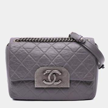 Pre Owned Chanel Purple Quilted Aged Calfskin CC Square Flap