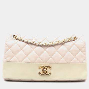 Pre Owned Chanel White Medium Quilted Calfskin Soft Elegance Flap