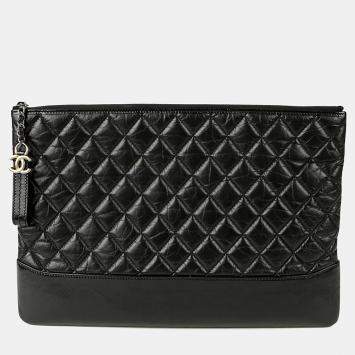 مملوكة مسبقًا Chanel Gabrielle Large Black Leather Clutch