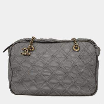مملوكة مسبقًا Chanel Grey Calf Triptych Tote Bag