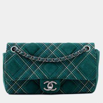 Pre Owned Chanel Green Paris Edinburgh Medium Stitched Suede Saltire Single Flap