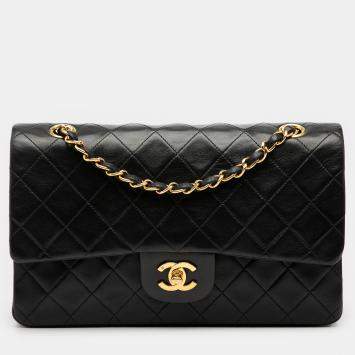 مملوكة مسبقًا Chanel Black Medium Classic Lambskin Double Flap