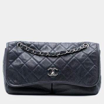 مملوكة مسبقًا Chanel Blue Medium Quilted Caviar Natural Beauty Split Pocket Flap