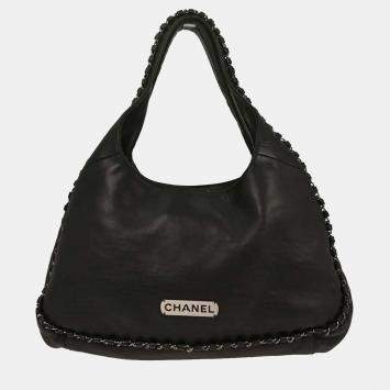 Pre Owned Chanel Black Lambskin Handbag
