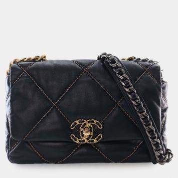 Pre Owned Chanel Black Medium Lambskin 19 Flap
