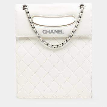 Pre Owned Chanel White Quilted Lambskin Delivery Cutout Handle Bag