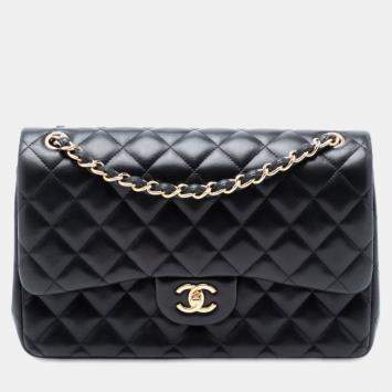Pre Owned Chanel Black Jumbo Classic Lambskin Double Flap