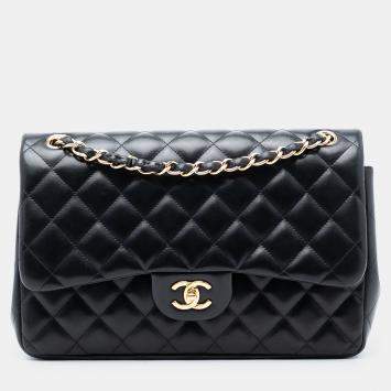 Pre Owned حقيبة شانيلا سوداء كبيرة كلاسيكية من جلد الخروف بغطاء مزدوج